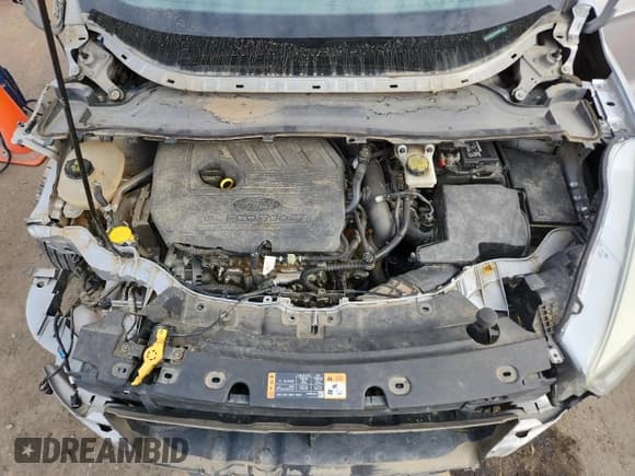 ✅ 2018 Ford Escape SE • VIN: 1FMCU9GD6JUA73698 • Lot: 92216765. Wystawiony na Copart z przebiegiem 114 579 mil. Bezpłatny archiwum sprzedaży aukcyjnych z USA i szczegółowy raport historii pojazdu na DreamBid. Zdjęcie 12.