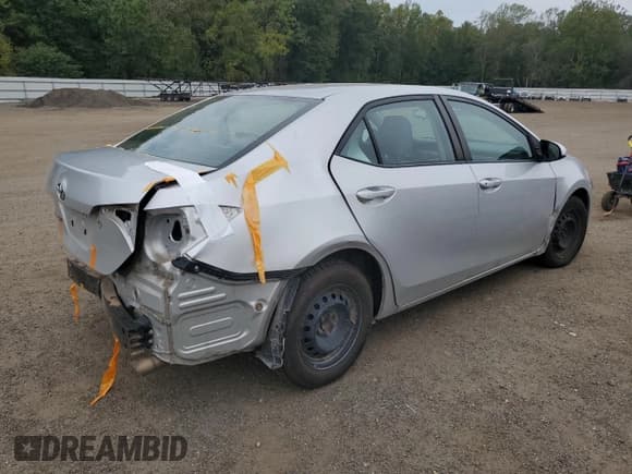 ✅ 2014 Toyota Corolla S Plus • VIN: 5YFBURHE5EP148644 • Lot: 81275365. Listed on Copart with 190,229 mi. Free auction sales archive from the USA and detailed vehicle history report at DreamBid. Image 3.