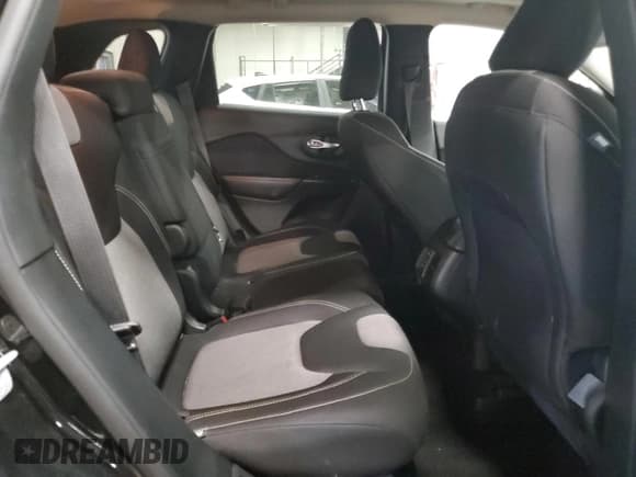 ✅ 2014 Jeep Cherokee Latitude • VIN: 1C4PJMCS0EW294973 • Lot: 93135185. Listed on Copart with 125,392 mi. Free auction sales archive from the USA and detailed vehicle history report at DreamBid. Image 11.