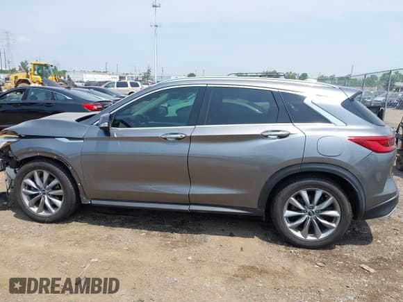 ✅ 2019 Infiniti QX50 Luxe • VIN: 3PCAJ5M38KF147982 • Lot: 42498654. Listed on IAAI with 35,549 mi. Free auction sales archive from the USA and detailed vehicle history report at DreamBid. Image 15.