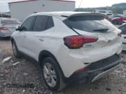 ✅ 2024 Buick Encore GX Preferred • VIN: KL4AMBS24RB032836 • Lot: 43412674. Wystawiony na IAAI z przebiegiem 22 718 mil. Bezpłatny archiwum sprzedaży aukcyjnych z USA i szczegółowy raport historii pojazdu na DreamBid. Zdjęcie 3.