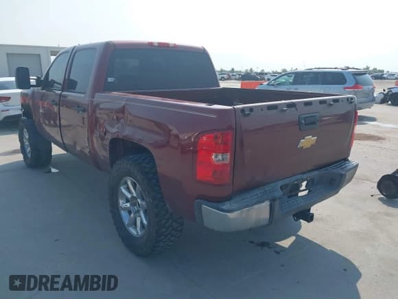 ✅ 2008 Chevrolet Silverado 1500 1LT • VIN: 3GCEC13J78G116326 • Лот: 43093593. Опубликован ранее на IAAI с пробегом 266 485 миль. Бесплатный доступ к архиву аукционных продаж из США и подробный отчёт об истории автомобиля на DreamBid. Изображение 3.