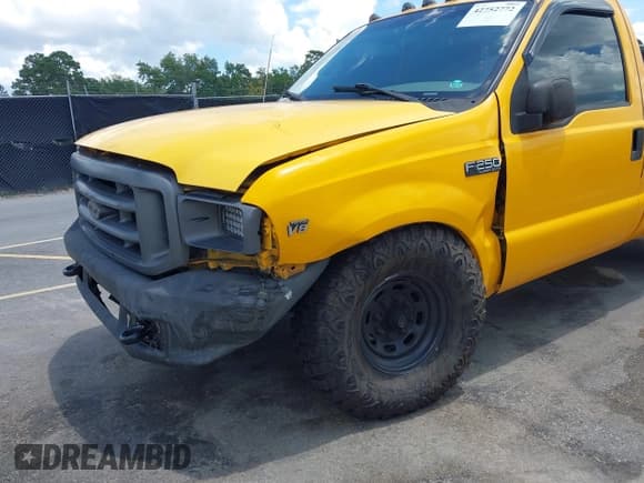 ✅ 2000 Ford F-250 XL • VIN: 1FTNF20L2YEC86829 • Lot: 42752772. Listed on IAAI with 245,449 mi. Free auction sales archive from the USA and detailed vehicle history report at DreamBid. Image 6.