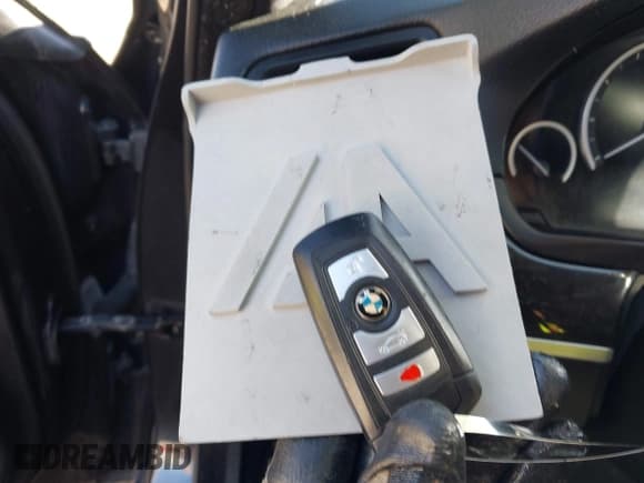 ✅ 2014 BMW 5 Series 535i xDrive • VIN: WBA5B3C58ED537995 • Лот: 43642998. Опубликован ранее на IAAI с пробегом 138 611 миль. Бесплатный доступ к архиву аукционных продаж из США и подробный отчёт об истории автомобиля на DreamBid. Изображение 11.