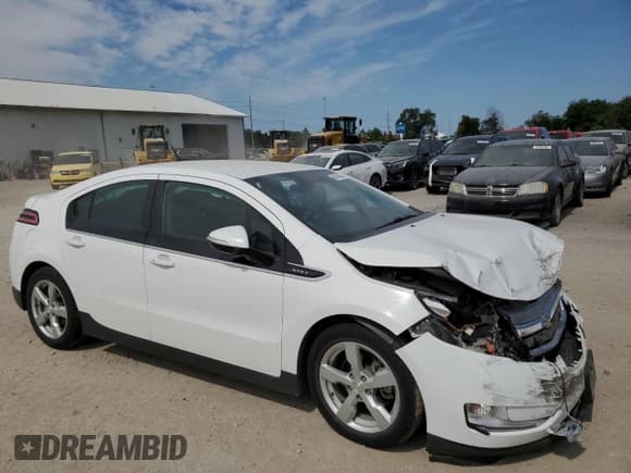 ✅ 2014 Chevrolet Volt • VIN: 1G1RA6E41EU174025 • Lot: 66148254. Wystawiony na Copart z przebiegiem 72 000 mil. Bezpłatny archiwum sprzedaży aukcyjnych z USA i szczegółowy raport historii pojazdu na DreamBid. Zdjęcie 4.