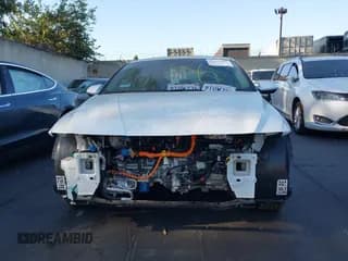 ✅ 2025 Hyundai Elantra Blue • VIN: KMHLM4DJXSU140334 • Лот: 43235004. Опубликован ранее на IAAI с пробегом 2 585 миль. Бесплатный доступ к архиву аукционных продаж из США и подробный отчёт об истории автомобиля на DreamBid. Изображение 6.