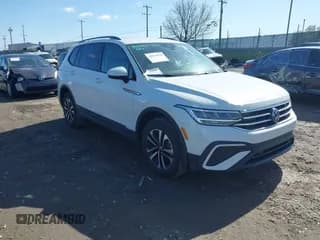 ✅ 2024 Volkswagen Tiguan S • VIN: 3VVFB7AX7RM063715 • Lot: 41974650. Wystawiony na IAAI z przebiegiem 23 374 mil. Bezpłatny archiwum sprzedaży aukcyjnych z USA i szczegółowy raport historii pojazdu na DreamBid. Zdjęcie 1.
