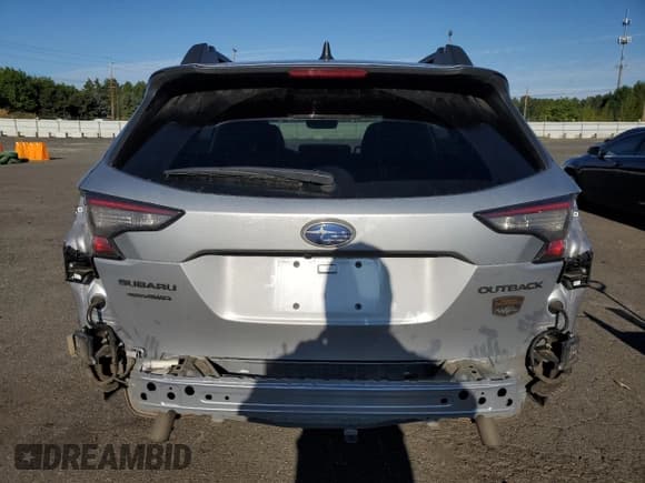 ✅ 2024 Subaru Outback Wilderness • VIN: 4S4BTGUD4R3242416 • Lot: 68422835. Wystawiony na Copart z przebiegiem 18 210 mil. Bezpłatny archiwum sprzedaży aukcyjnych z USA i szczegółowy raport historii pojazdu na DreamBid. Zdjęcie 6.