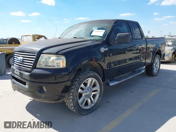 ✅ 2006 Ford F-150 XLT • VIN: 1FTRX14526FB22461 • Lot: 43488419. Wystawiony na IAAI z przebiegiem 251 955 mil. Bezpłatny archiwum sprzedaży aukcyjnych z USA i szczegółowy raport historii pojazdu na DreamBid. Zdjęcie 17.