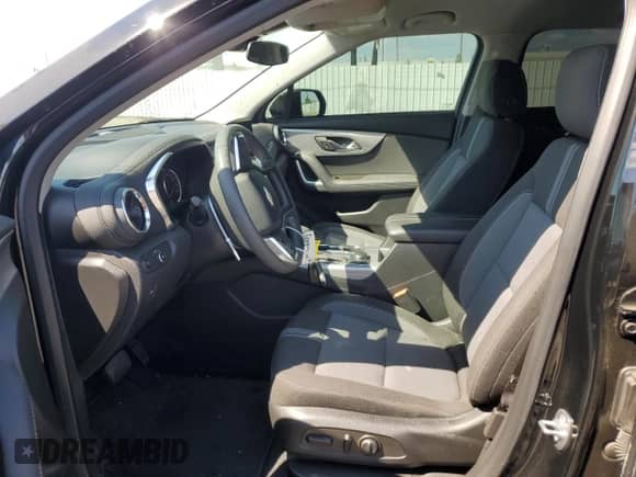 2023 Chevrolet Blazer LT with VIN 3GNKBCR42PS198441, listed as a Copart auction lot 69799984 with 9,596 mi miles and Salvage title. Bid and sale history available at DreamBid. Image 7.