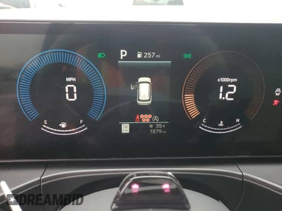 2025 Hyundai Santa Fe SEL с VIN 5NMP24GL3SH103934, выставлен на аукционе Copart как лот 46314735 с пробегом 1 879 миль миль и Списание • Salvage title. История ставок и продаж доступна на DreamBid. Изображение 9.