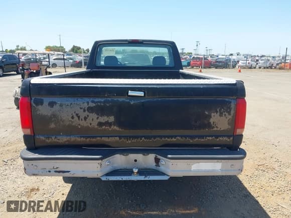 ✅ 1995 Ford F-150 • VIN: 2FTDF15N0SCA20559 • Lot: 42287598. Wystawiony na IAAI z przebiegiem 119 522 mil. Bezpłatny archiwum sprzedaży aukcyjnych z USA i szczegółowy raport historii pojazdu na DreamBid. Zdjęcie 16.
