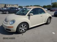 ✅ 2006 Volkswagen Beetle • VIN: 3VWRF31YX6M325219 • Lot: 73673044. Wystawiony na Copart z przebiegiem 37 750 mil. Bezpłatny archiwum sprzedaży aukcyjnych z USA i szczegółowy raport historii pojazdu na DreamBid. Zdjęcie 1.