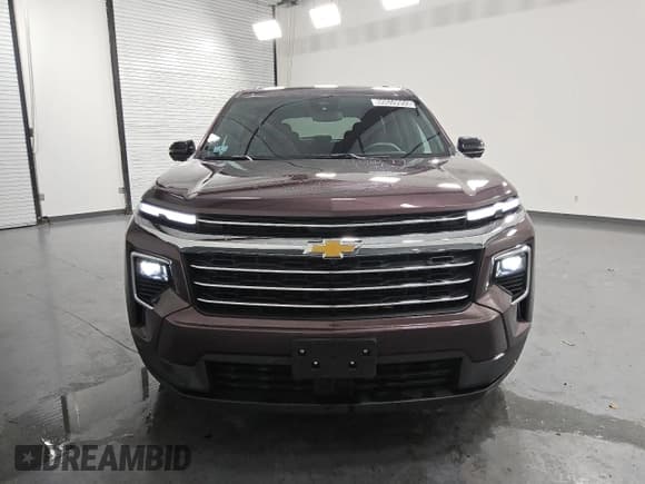 ✅ 2024 Chevrolet Traverse AWD LT • VIN: 1GNEVGKS5RJ178032 • Lot: 90659955. Wystawiony na Copart z przebiegiem 22 351 mil. Bezpłatny archiwum sprzedaży aukcyjnych z USA i szczegółowy raport historii pojazdu na DreamBid. Zdjęcie 5.
