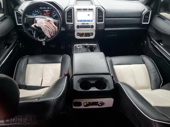 ✅ 2021 Ford Expedition XL • VIN: 1FMJU1GT6MEA02242 • Lot: 44405045. Listed on Copart with 123,702 mi. Free auction sales archive from the USA and detailed vehicle history report at DreamBid. Image 8.