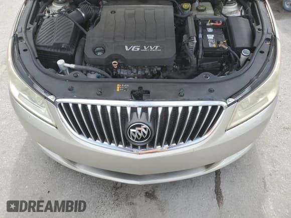 ✅ 2013 Buick LaCrosse Leather • VIN: 1G4GC5E32DF330890 • Lot: 60721895. Listed on Copart with 122,769 mi. Free auction sales archive from the USA and detailed vehicle history report at DreamBid. Image 11.