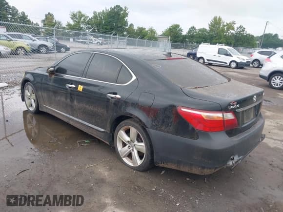 ✅ 2010 Lexus LS 460 • VIN: JTHBL5EF6A5097363 • Lot: 43026073. Listed on IAAI with Not provided. Free auction sales archive from the USA and detailed vehicle history report at DreamBid. Image 3.