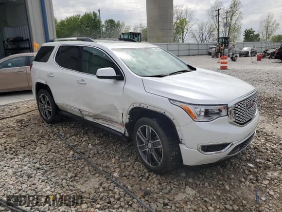 ✅ 2018 GMC Acadia Denali • VIN: 1GKKNXLS5JZ127960 • Lot: 56662245. Listed on Copart with 66,602 mi. Free auction sales archive from the USA and detailed vehicle history report at DreamBid. Image 4.
