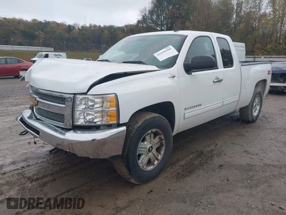 ✅ 2012 Chevrolet Silverado 1500 LT • VIN: 1GCRKSE74CZ330677 • Лот: 43559305. Опубликован ранее на IAAI с пробегом 186 821 миль. Бесплатный доступ к архиву аукционных продаж из США и подробный отчёт об истории автомобиля на DreamBid. Изображение 17.