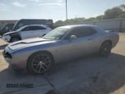 ✅ 2016 Dodge Challenger R/T Scat Pack • VIN: 2C3CDZFJ2GH275160 • Lot: 55005364. Wystawiony na Copart z przebiegiem 106 386 mil. Bezpłatny archiwum sprzedaży aukcyjnych z USA i szczegółowy raport historii pojazdu na DreamBid. Zdjęcie 1.