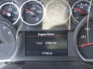 ✅ 2021 Chevrolet Silverado 1500 RST • VIN: 3GCUYEET4MG138815 • Lot: 42207861. Wystawiony na IAAI z przebiegiem 77 700 mil. Bezpłatny archiwum sprzedaży aukcyjnych z USA i szczegółowy raport historii pojazdu na DreamBid. Zdjęcie 7.