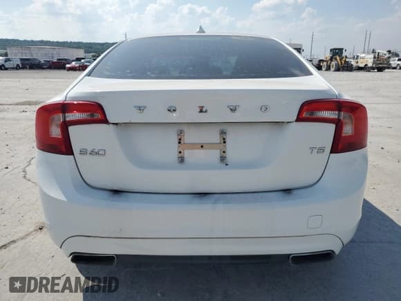 ✅ 2015 Volvo S60 T5 Drive-E Premier • VIN: YV140MFK8F1350796 • Lot: 81000745. Listed on Copart with 117,885 mi. Free auction sales archive from the USA and detailed vehicle history report at DreamBid. Image 6.