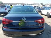 ✅ 2017 Volkswagen Passat S • VIN: 1VWAT7A3XHC083053 • Lot: 43109051. Wystawiony na IAAI z przebiegiem 58 708 mil. Bezpłatny archiwum sprzedaży aukcyjnych z USA i szczegółowy raport historii pojazdu na DreamBid. Zdjęcie 16.