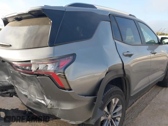 ✅ 2025 Chevrolet Equinox AWD LT • VIN: 3GNAXPEG6SL260866 • Lot: 43277398. Wystawiony na IAAI z przebiegiem 13 686 mil. Bezpłatny archiwum sprzedaży aukcyjnych z USA i szczegółowy raport historii pojazdu na DreamBid. Zdjęcie 18.