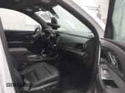 ✅ 2023 Chevrolet Traverse High Country • VIN: 1GNEVNKWXPJ176247 • Lot: 41515012. Wystawiony na IAAI z przebiegiem 69 663 mil. Bezpłatny archiwum sprzedaży aukcyjnych z USA i szczegółowy raport historii pojazdu na DreamBid. Zdjęcie 5.