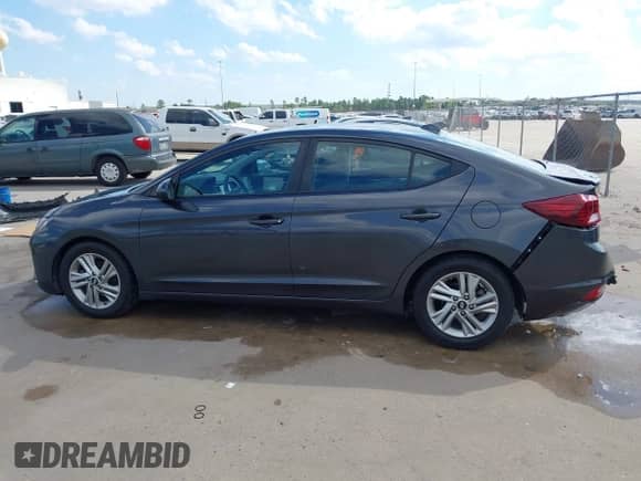 2020 Hyundai Elantra SEL с VIN 5NPD84LFXLH557572, выставлен на аукционе IAAI как лот 43443960 с пробегом 76 831 миль миль и . История ставок и продаж доступна на DreamBid. Изображение 14.