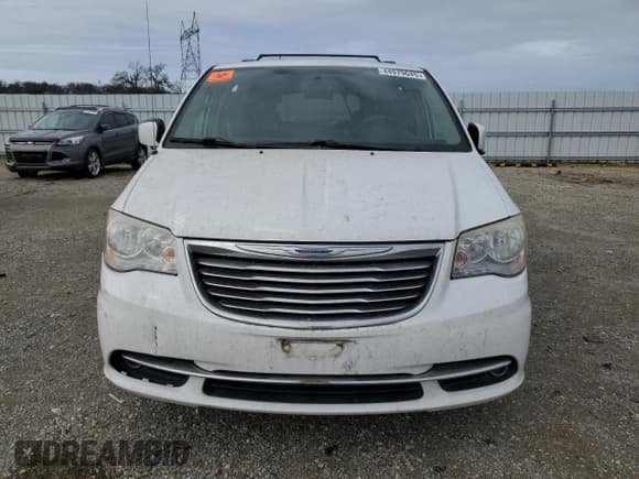 ✅ 2014 Chrysler Town & Country Touring • VIN: 2C4RC1BG4ER358911 • Lot: 44979645. Listed on Copart with 163,966 mi. Free auction sales archive from the USA and detailed vehicle history report at DreamBid. Image 5.
