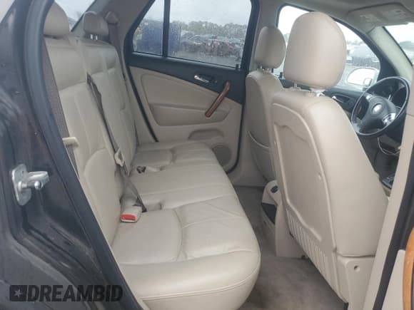 ✅ 2006 Saturn VUE • VIN: 5GZCZ53456S849440 • Lot: 46906485. Wystawiony na Copart z przebiegiem 188 328 mil. Bezpłatny archiwum sprzedaży aukcyjnych z USA i szczegółowy raport historii pojazdu na DreamBid. Zdjęcie 11.