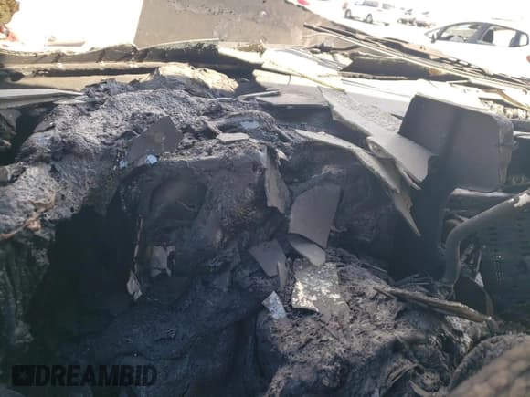 ✅ 1998 Dodge Cargo Conversion • VIN: 2B6HB11Y9WK101461 • Lot: 72640654. Listed on Copart with Not provided. Free auction sales archive from the USA and detailed vehicle history report at DreamBid. Image 9.