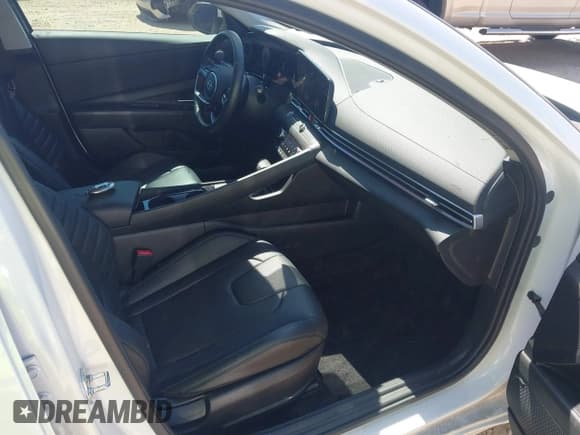 ✅ 2024 Hyundai Elantra Limited • VIN: KMHLP4DG2RU661845 • Лот: 43140671. Опубликован ранее на IAAI с пробегом 28 181 миль. Бесплатный доступ к архиву аукционных продаж из США и подробный отчёт об истории автомобиля на DreamBid. Изображение 5.