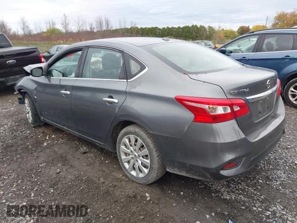 ✅ 2017 Nissan Sentra SR • VIN: 3N1AB7AP2HL721666 • Lot: 43506232. Listed on IAAI with 160,502 mi. Free auction sales archive from the USA and detailed vehicle history report at DreamBid. Image 3.