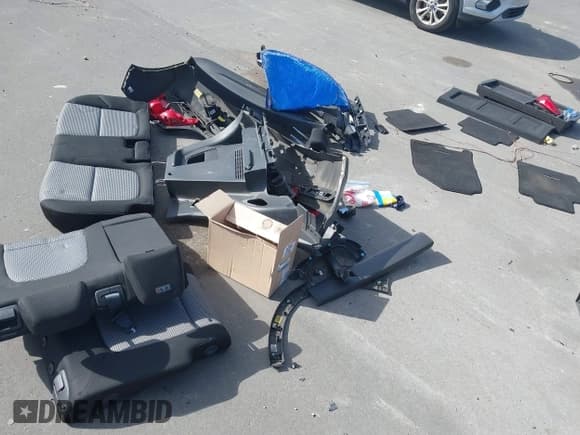 ✅ 2021 Hyundai Kona SEL • VIN: KM8K22AA2MU607338 • Лот: 43650811. Опубликован ранее на IAAI с пробегом 49 081 миль. Бесплатный доступ к архиву аукционных продаж из США и подробный отчёт об истории автомобиля на DreamBid. Изображение 12.