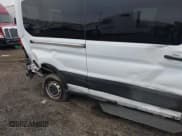 ✅ 2020 Ford Transit Passenger XL • VIN: 1FBAX2C89LKB05159 • Lot: 41356765. Wystawiony na IAAI z przebiegiem 32 436 mil. Bezpłatny archiwum sprzedaży aukcyjnych z USA i szczegółowy raport historii pojazdu na DreamBid. Zdjęcie 6.