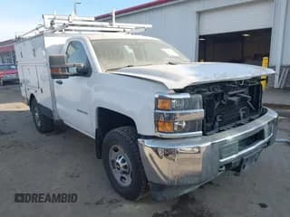 ✅ 2015 Chevrolet Silverado 2500HD Work Truck • VIN: 1GB0KUEGXFZ533229 • Lot: 41385679. Wystawiony na IAAI z przebiegiem 162 852 mil. Bezpłatny archiwum sprzedaży aukcyjnych z USA i szczegółowy raport historii pojazdu na DreamBid. Zdjęcie 1.