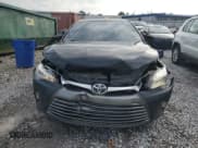 ✅ 2017 Toyota Camry LE • VIN: 4T1BF1FK9HU810751 • Lot: 70045695. Wystawiony na Copart z przebiegiem 148 891 mil. Bezpłatny archiwum sprzedaży aukcyjnych z USA i szczegółowy raport historii pojazdu na DreamBid. Zdjęcie 5.