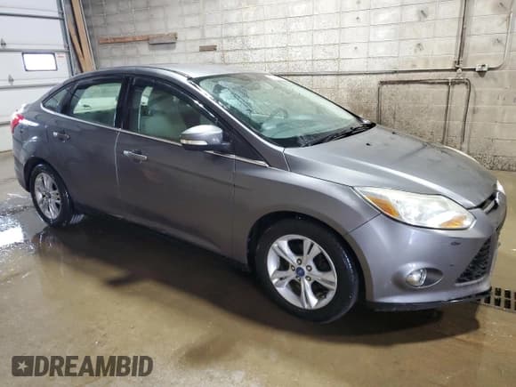 ✅ 2012 Ford Focus SEL • VIN: 1FAHP3H29CL107580 • Lot: 67666505. Wystawiony na Copart z przebiegiem 110 756 mil. Bezpłatny archiwum sprzedaży aukcyjnych z USA i szczegółowy raport historii pojazdu na DreamBid. Zdjęcie 4.