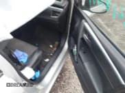 ✅ 2016 Toyota Corolla LE Plus • VIN: 2T1BURHE8GC713343 • Lot: 43491879. Wystawiony na IAAI z przebiegiem 100 293 mil. Bezpłatny archiwum sprzedaży aukcyjnych z USA i szczegółowy raport historii pojazdu na DreamBid. Zdjęcie 5.