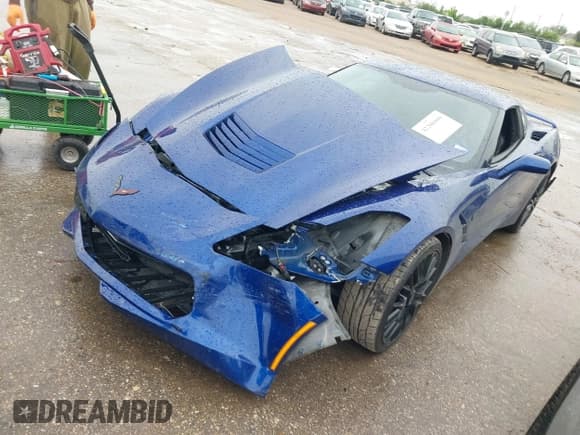 ✅ 2019 Chevrolet Corvette 1LT • VIN: 1G1YB2D73K5105162 • Лот: 42206806. Опубликован ранее на IAAI с пробегом 66 672 миль. Бесплатный доступ к архиву аукционных продаж из США и подробный отчёт об истории автомобиля на DreamBid. Изображение 2.