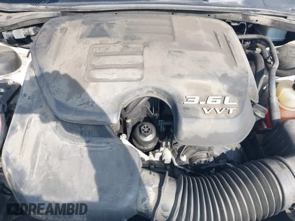 ✅ 2019 Dodge Challenger SXT • VIN: 2C3CDZAG8KH677561 • Lot: 42545323. Wystawiony na IAAI z przebiegiem 72 429 mil. Bezpłatny archiwum sprzedaży aukcyjnych z USA i szczegółowy raport historii pojazdu na DreamBid. Zdjęcie 6.