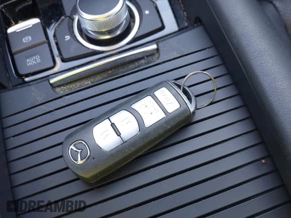 ✅ 2018 Mazda 6 Grand Touring • VIN: JM1GL1TY2J1328903 • Lot: 43611228. Wystawiony na IAAI z przebiegiem 89 940 mil. Bezpłatny archiwum sprzedaży aukcyjnych z USA i szczegółowy raport historii pojazdu na DreamBid. Zdjęcie 11.