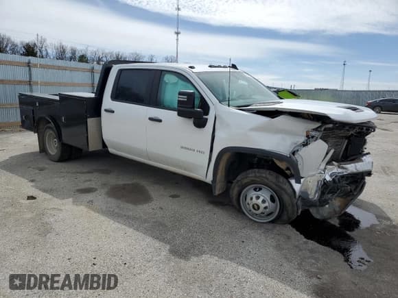 ✅ 2022 Chevrolet Silverado 3500 • VIN: 1GB4YSE72NF330775 • Lot: 50227885. Listed on Copart with 76,634 mi. Free auction sales archive from the USA and detailed vehicle history report at DreamBid. Image 4.