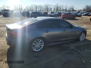 ✅ 2016 Jaguar XF 35t R-Sport • VIN: SAJBF4BV3GCY02818 • Лот: 41809794. Опубликован ранее на Copart с пробегом 64 580 миль. Бесплатный доступ к архиву аукционных продаж из США и подробный отчёт об истории автомобиля на DreamBid. Изображение 3.