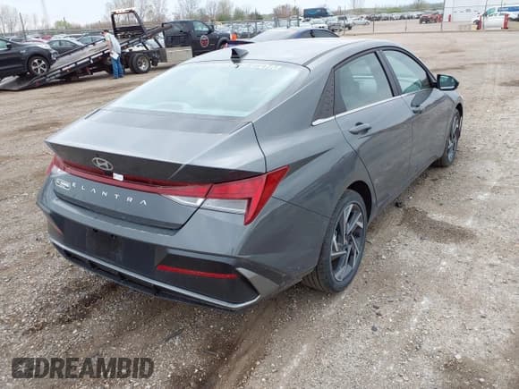 ✅ 2025 Hyundai Elantra SEL Convenience • VIN: KMHLS4DG3SU900310 • Лот: 42075853. Опубликован ранее на IAAI с пробегом 714 миль. Бесплатный доступ к архиву аукционных продаж из США и подробный отчёт об истории автомобиля на DreamBid. Изображение 4.