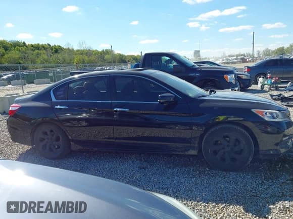 ✅ 2016 Honda Accord EX • VIN: 1HGCR2F01GA215334 • Lot: 43414131. Listed on IAAI with 171,719 mi. Free auction sales archive from the USA and detailed vehicle history report at DreamBid. Image 13.