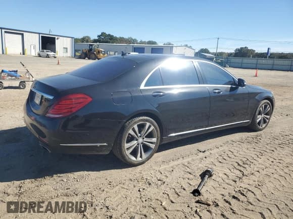 ✅ 2015 Mercedes-Benz S 550 • VIN: WDDUG8FBXFA095213 • Lot: 90042695. Listed on Copart with 161,138 mi. Free auction sales archive from the USA and detailed vehicle history report at DreamBid. Image 3.