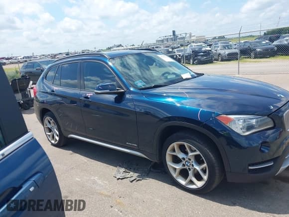 ✅ 2013 BMW X1 xDrive28i • VIN: WBAVL1C58DVR82215 • Лот: 42789134. Опубликован ранее на IAAI с пробегом 158 382 миль. Бесплатный доступ к архиву аукционных продаж из США и подробный отчёт об истории автомобиля на DreamBid. Изображение 13.